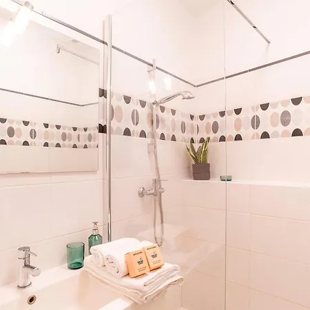 Appartement Bright And Confortable In Downtown Blm